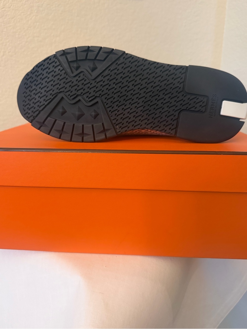 LAST CHANCE! DON’T MISS OUT! AUTHENTIC Hermes Sneaker Femme Addict - Picture 2 of 2